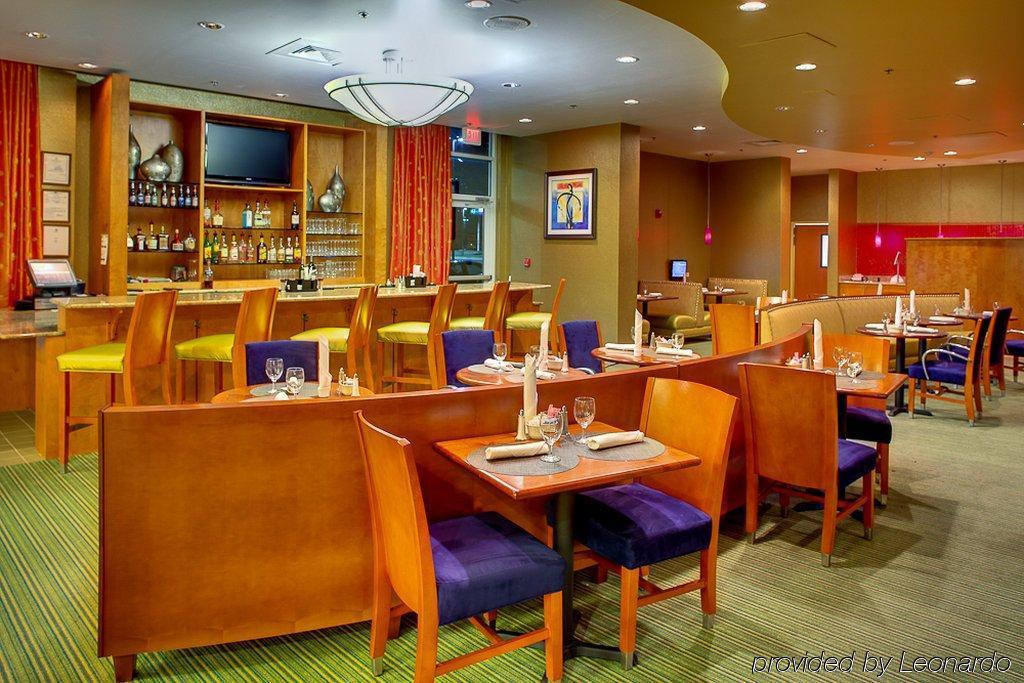 Delta Hotels By Marriott Colonial Heights Restaurant bilde